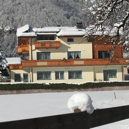 Neuhauser דירה *