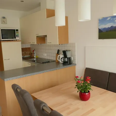 Neuhauser Apartment *